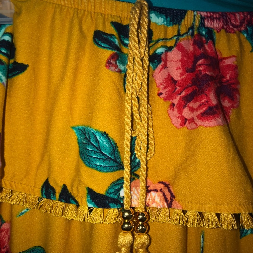 Off the shoulder MAXI BRAND NEW